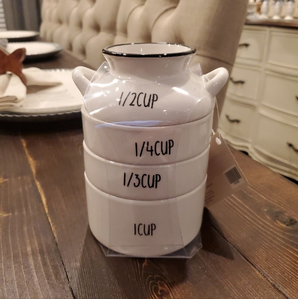 Metal Farmhouse measuring cups